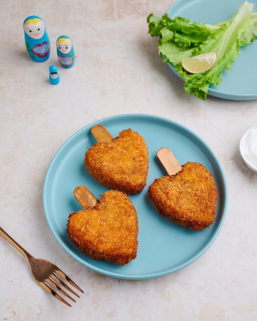 leading food photographer in chennai with attention to detail captured fried chicken pockets